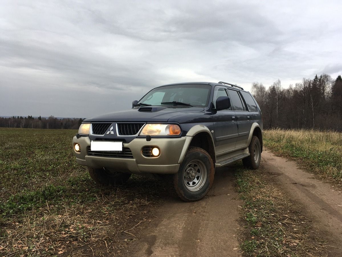Mitsubishi Pajero Sport (1997 – 2007)
