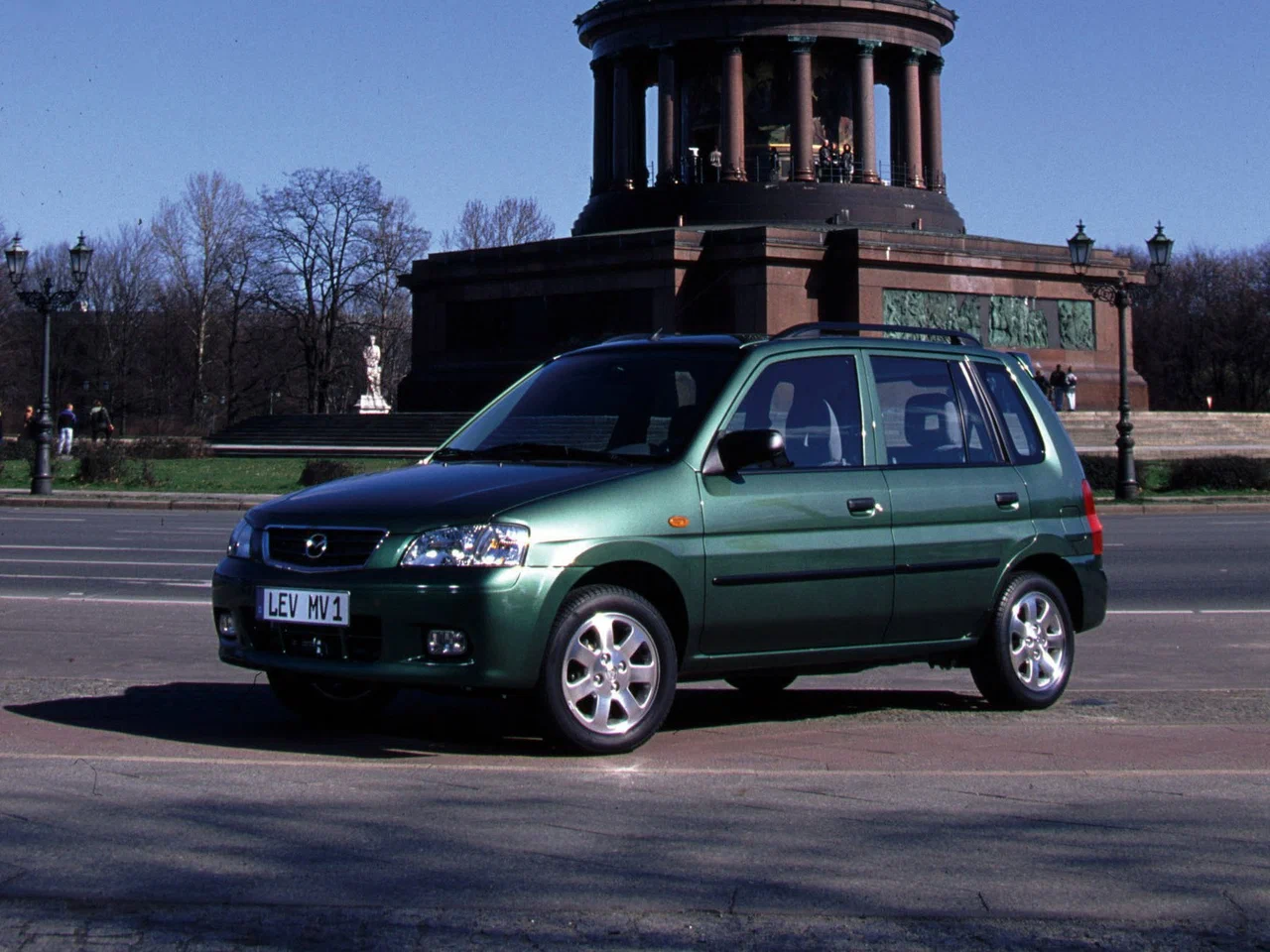 Mazda Demio 1 (1997-2007)