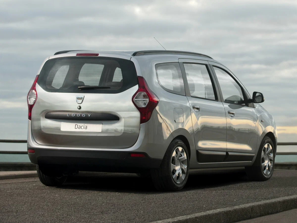 Dacia Lodgy (2012-н.в.)