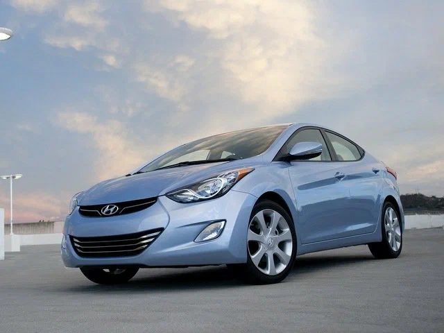 Hyundai Elantra 5 (2010-2015)