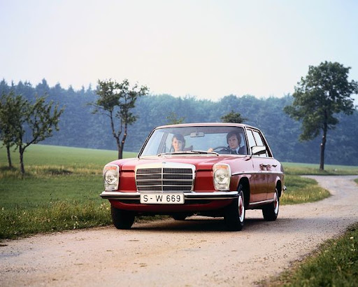 Mercedes E W114 (1968-1975)