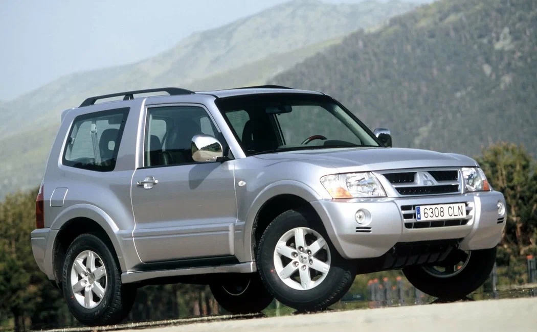 Mitsubishi Montero 3 (1999-2004)