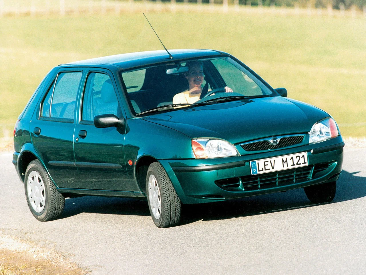 Mazda 121 3 (1996-2000)